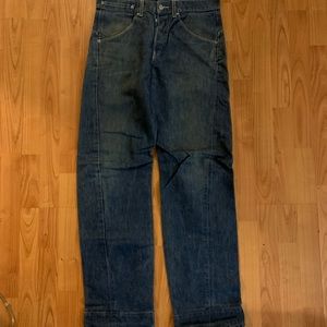 Levis premium darts as back yoke